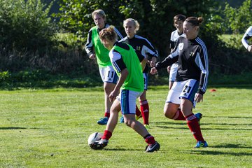 Bild 47 - Frauen SV Fortuna Bsdorf - SV Henstedt Ulzburg : Ergebnis: 0:7